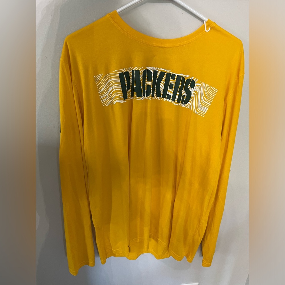NWT Green Bay Packers long sleeve
